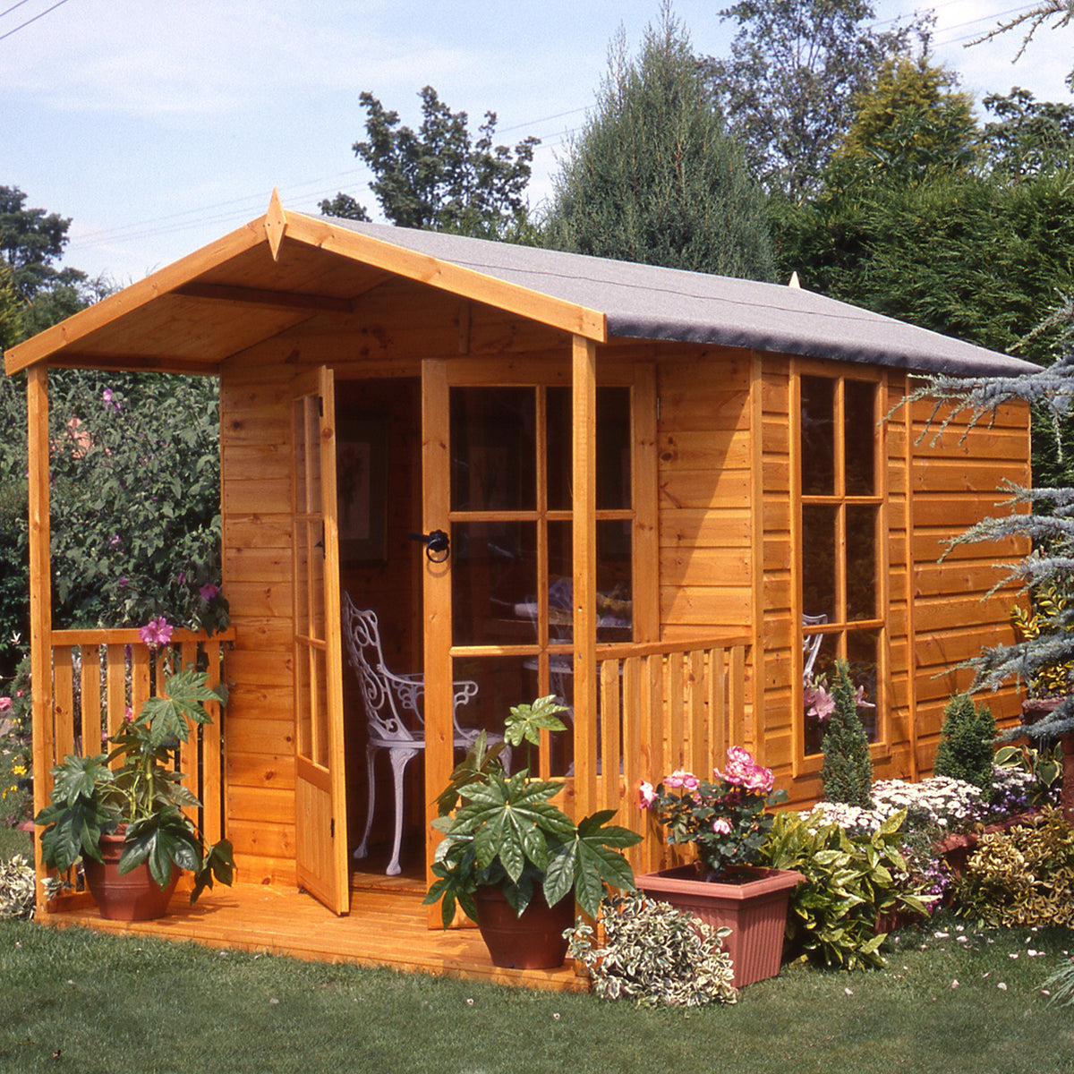 Shire Buckingham 7ft x 10ft Summerhouse With Verandah - Image 2