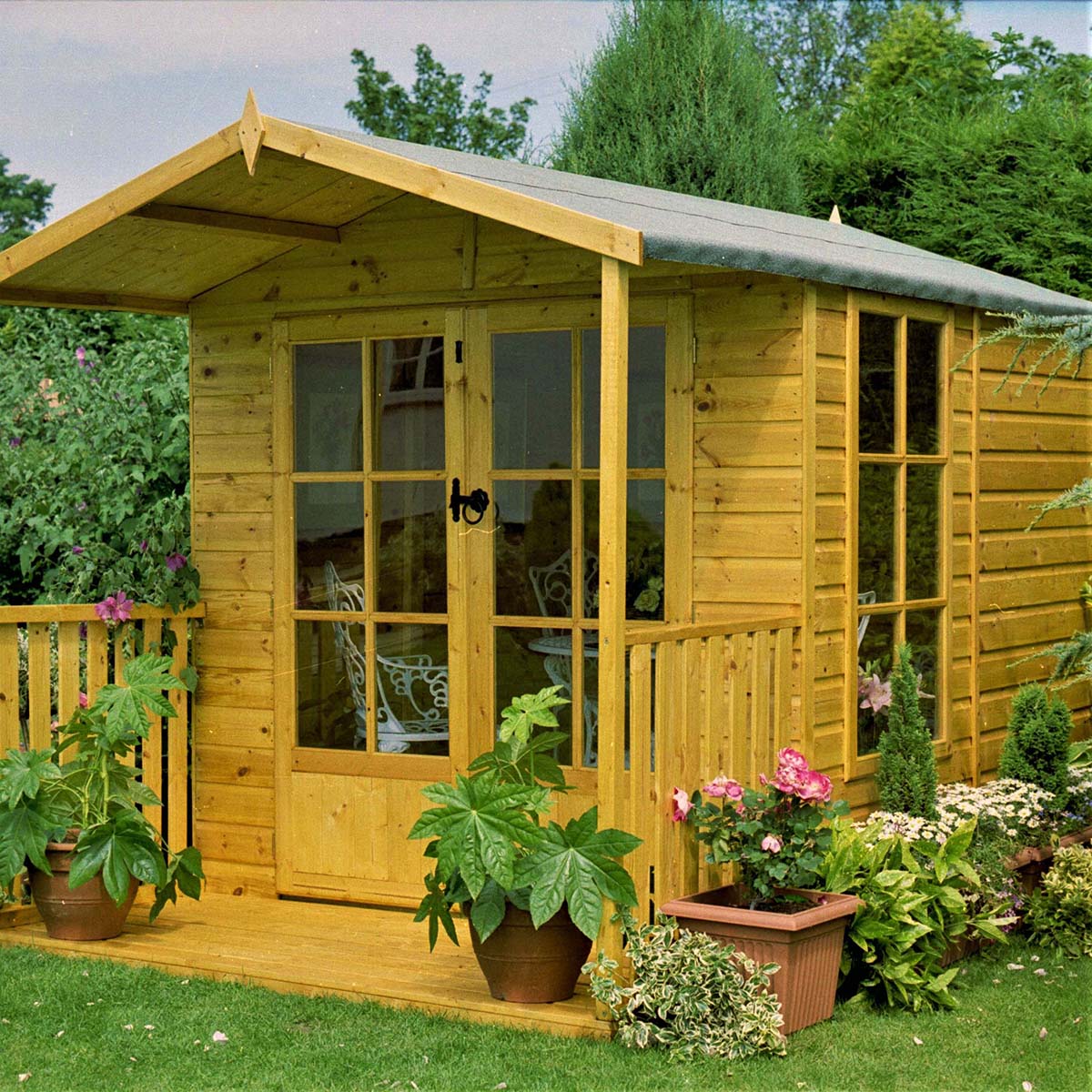 Shire Buckingham 7ft x 10ft Summerhouse With Verandah - Image 5
