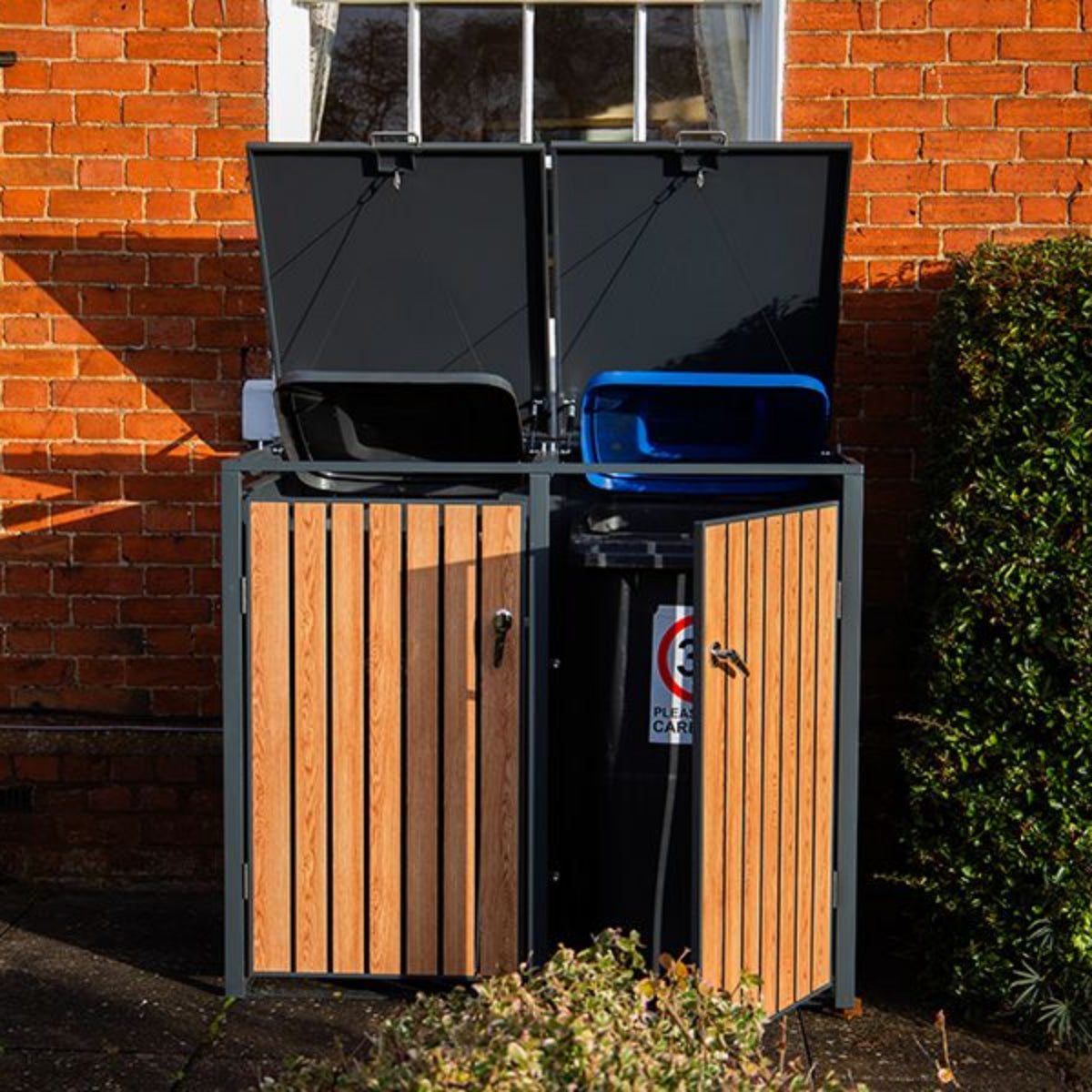 wheelie-bin-cover-double-house-09-bi.jpg